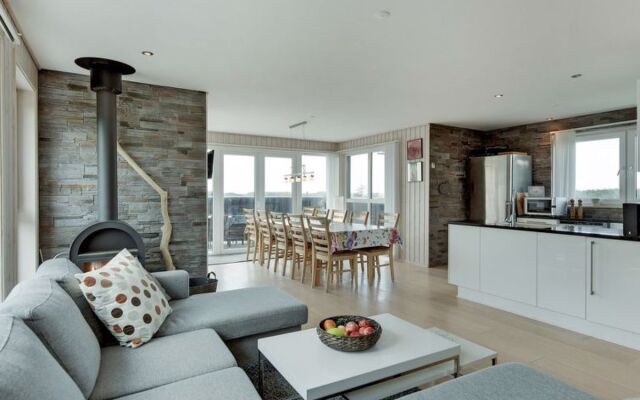 "Theodora" - 700m from the sea in NW Jutland