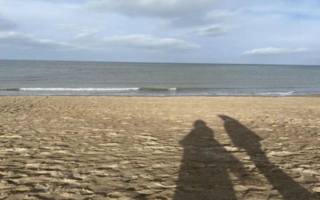 Apartment in Middelkerke With Stunning Views