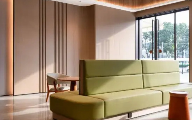 JI Hotel (Jiangmen East Station Jianghai Wanda Plaza Branch)