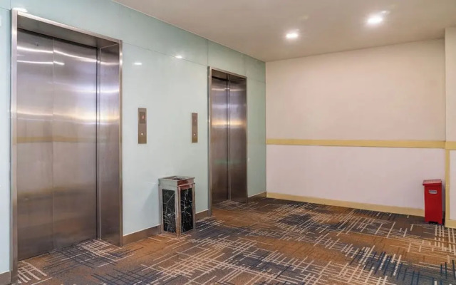 StarChain Qijiang Hotel - Zhongshan Xingzhong Square Sunwen Pedestrian Street Branch