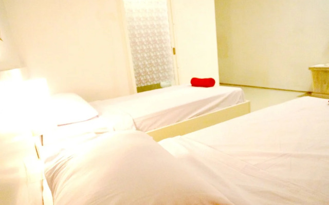 Oyo 1489 Simona Hotel