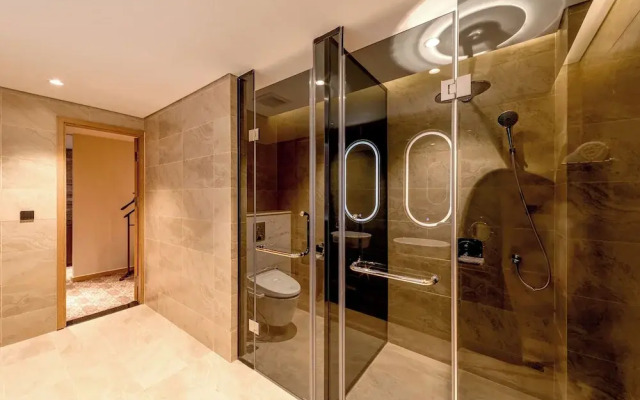 REY Hotel Hanoi