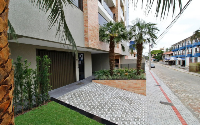 DRL - Apartamentos a 300m da Praia de Bombinhas