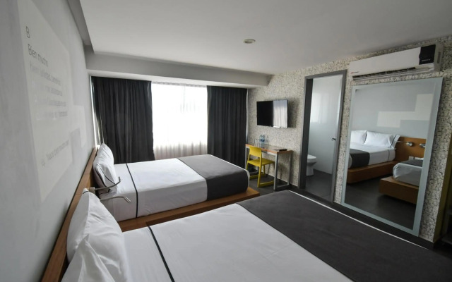 Perla Central Hotel