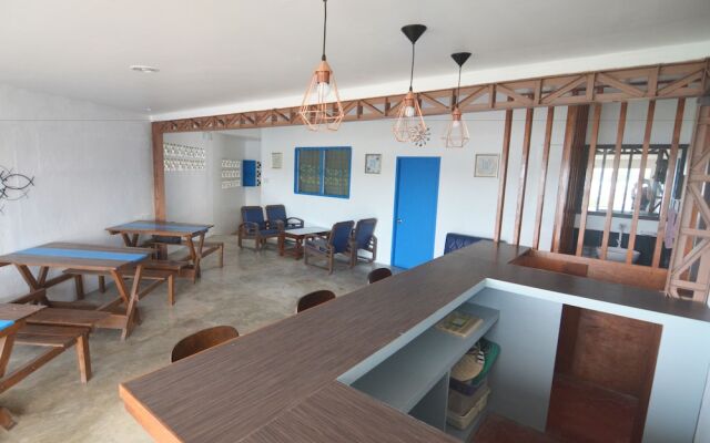 Highway to H Inn - Totolan