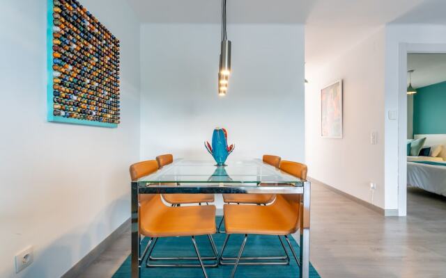 Your Retro Beach Front Hideaway in Salou