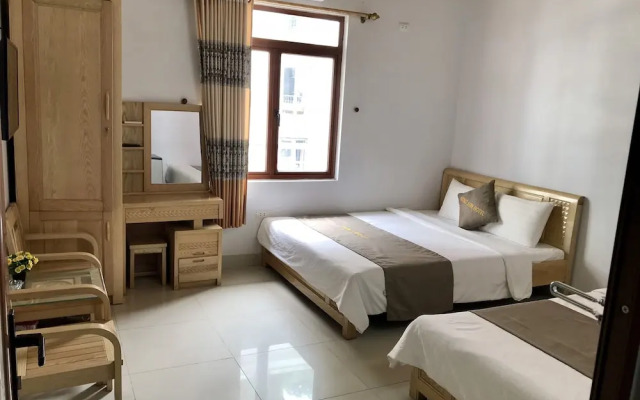 Huong Rung Hotel