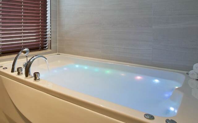 Yeosu Demare Pool Villa