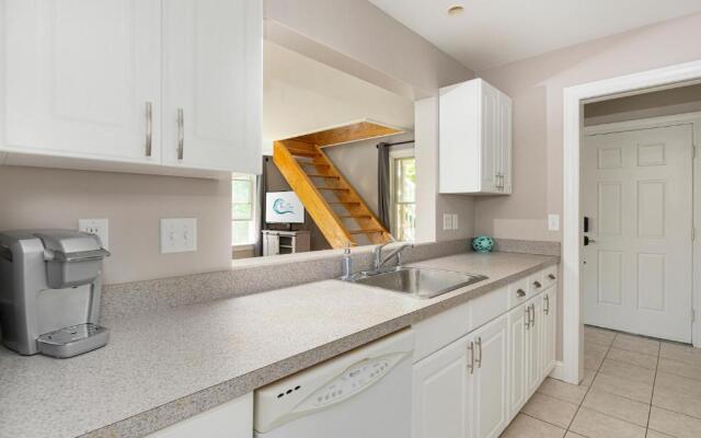 The Cove at Rockport Hotel