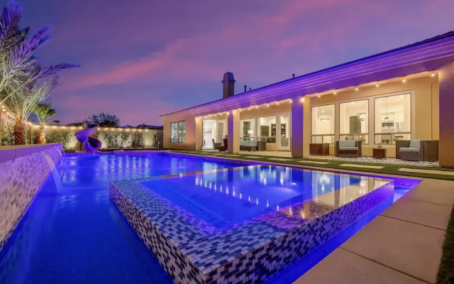 Wanderlust: Pool/spa, Waterslide, Firepit, Game Rm