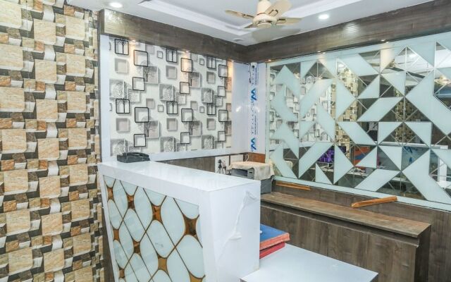 OYO 18651 Hotel Sharda