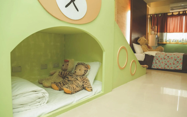 Zhongshan 330 Guest House