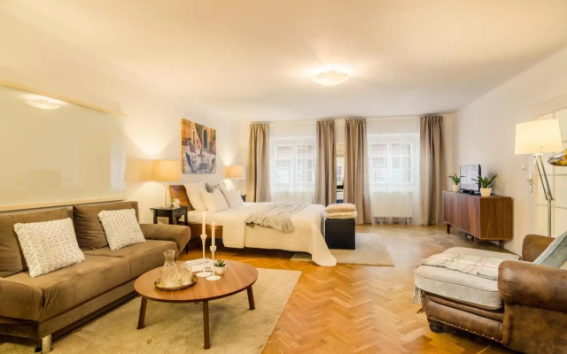Royal Route Residence