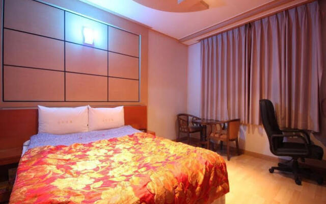 Theme Motel