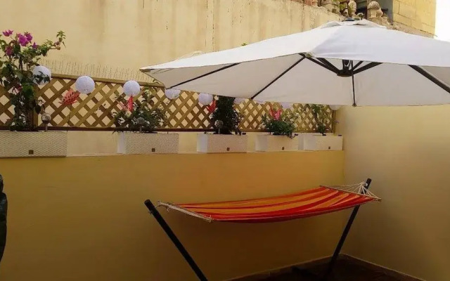 Modern Flat Close To Valletta sleeps 8