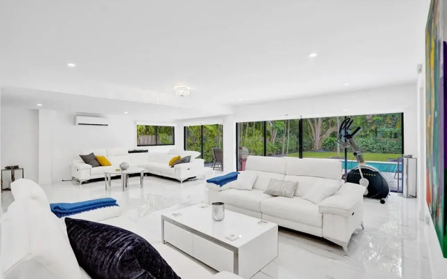 Hibiscus House in Fort Lauderdale