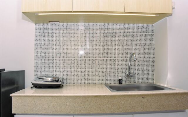 Cozy Studio with Single Bed at Evenciio Margonda Apartment