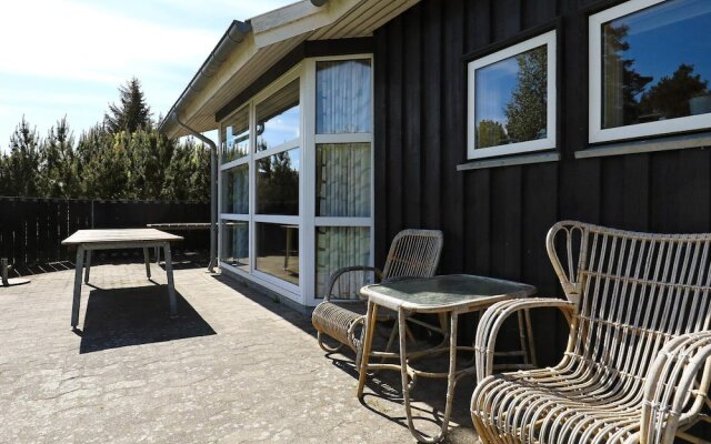 Lovely Holiday Home in Hals With Whirlpool