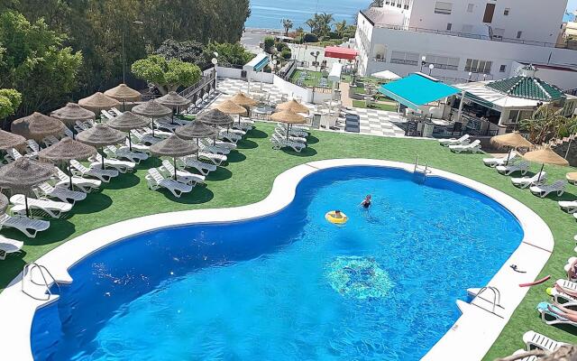 Beautiful apartment in Benalmadena with balcony
