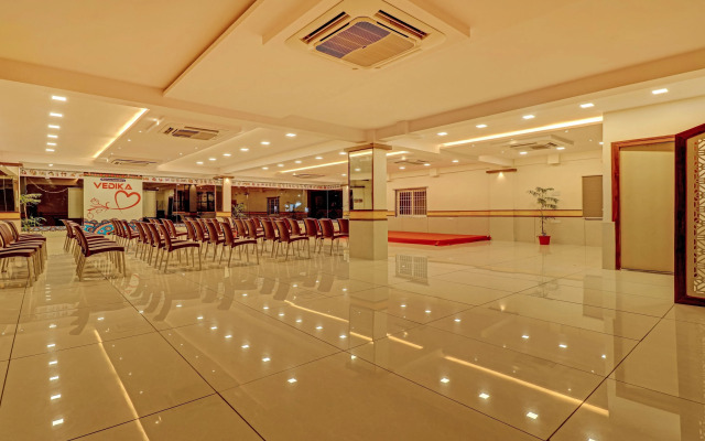 Treebo Rainbow Grand