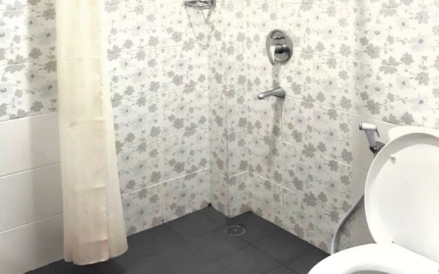 Urbanview Hotel Niraz Syariah Banjarmasin by RedDoorz