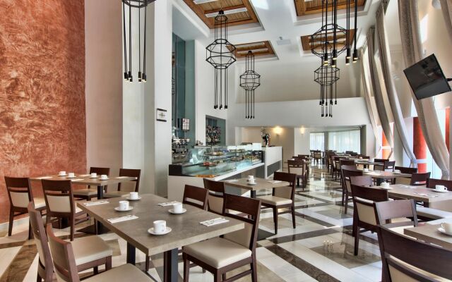 db San Antonio Hotel & Spa - All Inclusive