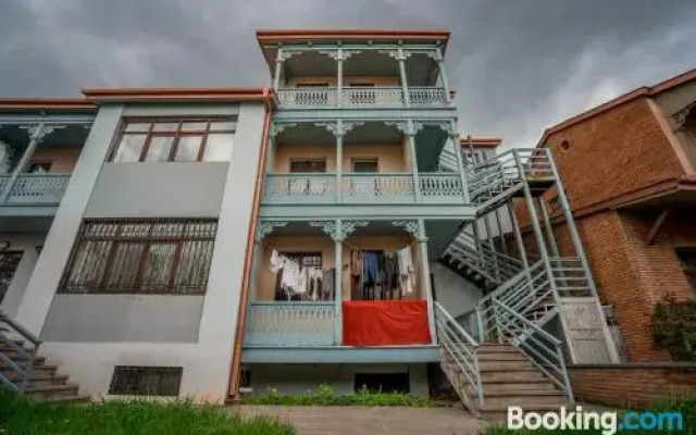 No12 Apartment