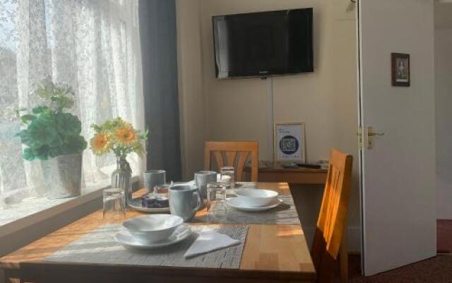 St Annes Road Guest House