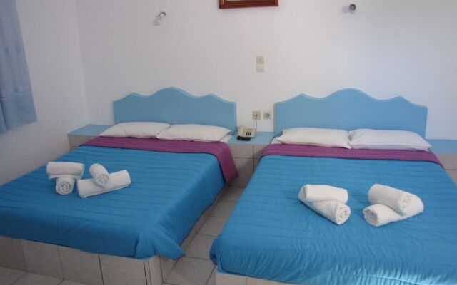 Studio Apartment Perivolos