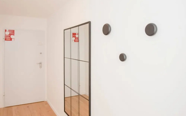 NAX Apartment F by Liiiving