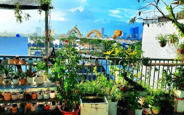 Sena home 4th-Rooftop Overlooking Danang Dragon bridge