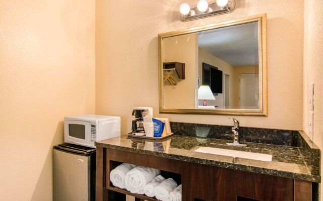 Quality Inn