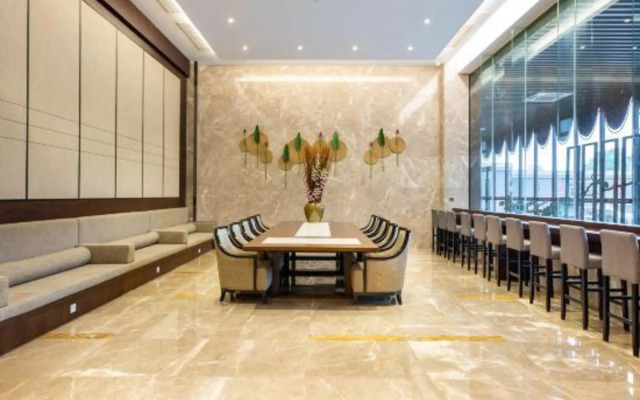 Baoyue Junting Hotel