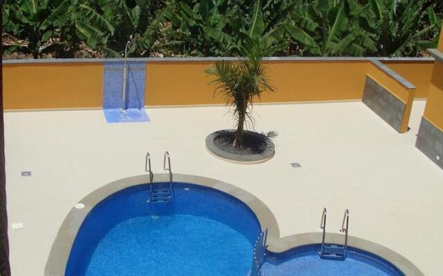 Casa Tropico