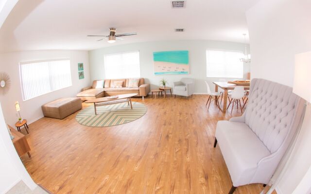 Florida Dolphin Motel Apartments