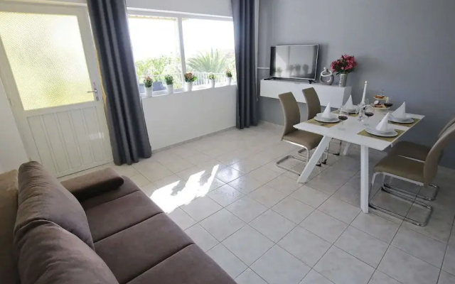 Luxury Holiday Home in Bibinje near Sea