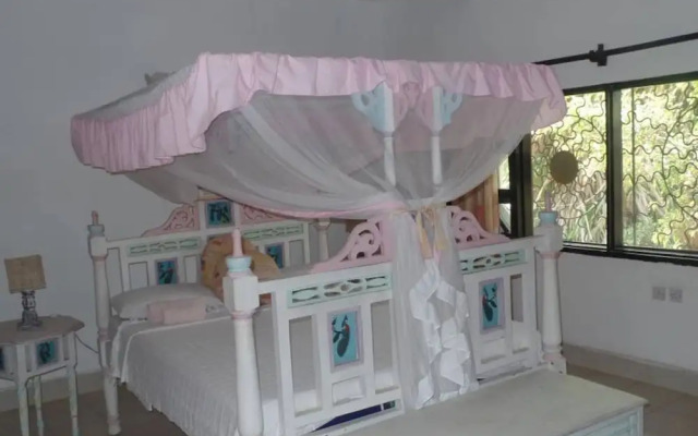 Beach Location Luxury Villa