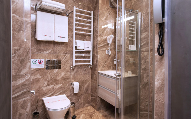 Family Hotel Business Club