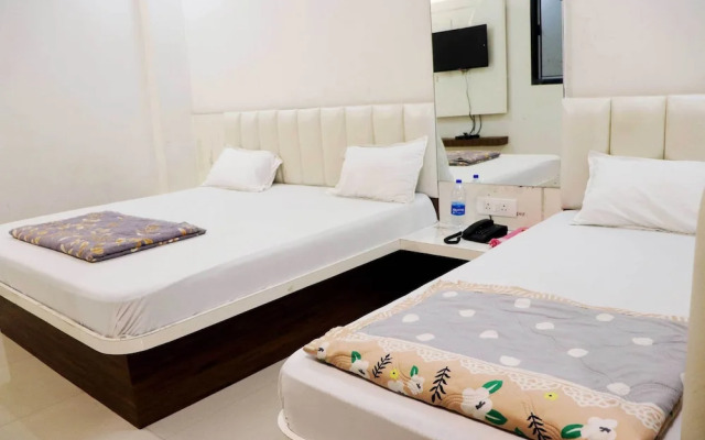 Hotel Gayatri Palace