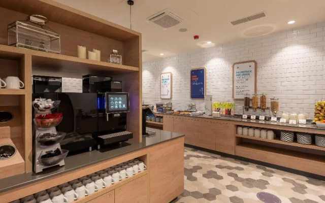 Holiday Inn Express Munich North by IHG