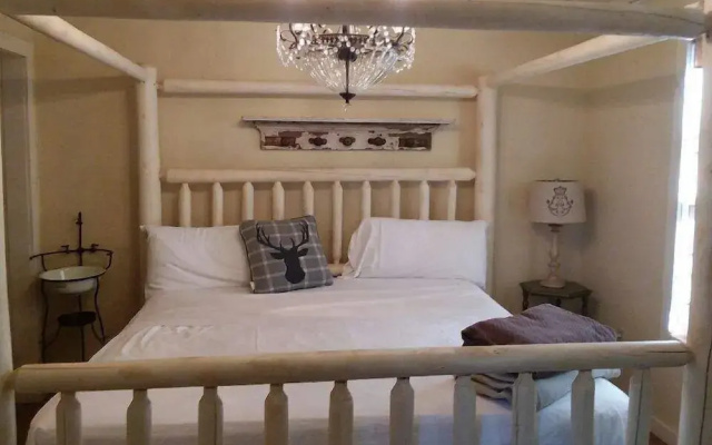 Bear Creek Lodge Cabin Resort