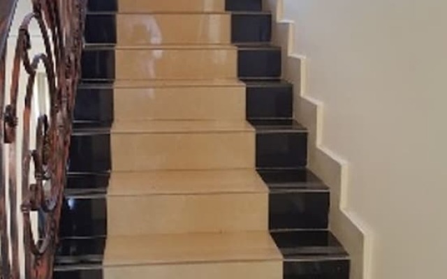 Cactus Hill Side Hotel