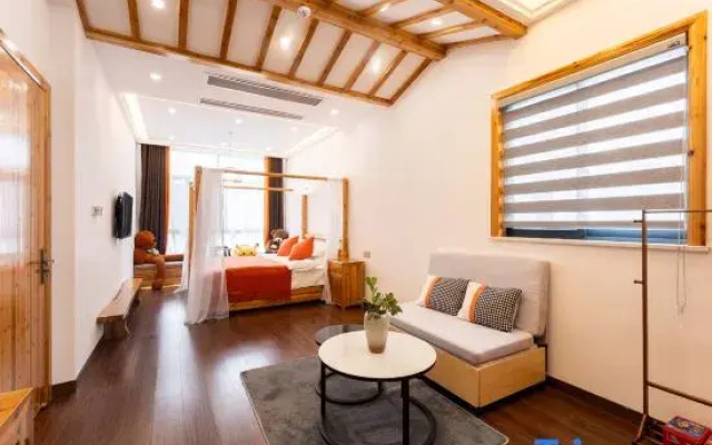 Xidi Banlan Homestay(Xidi Ancient Village Scenic Area Store)