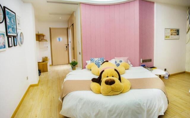 Ancient Street No.5 Youth Chic Hotel