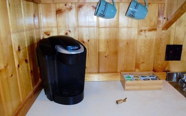 Canyon Cabins Lodging