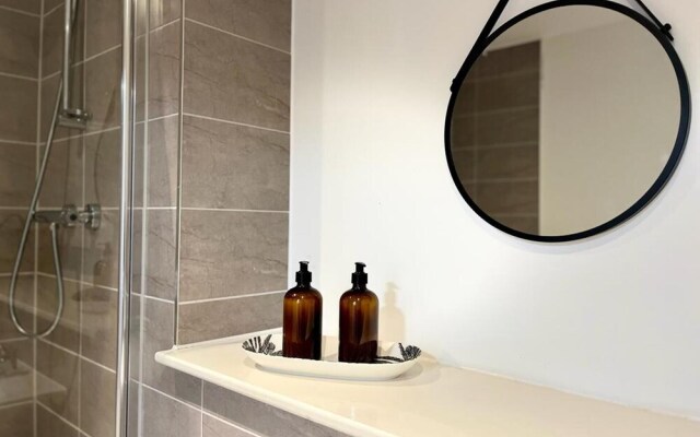 Stunning City Centre Apartment - Sleeps 4