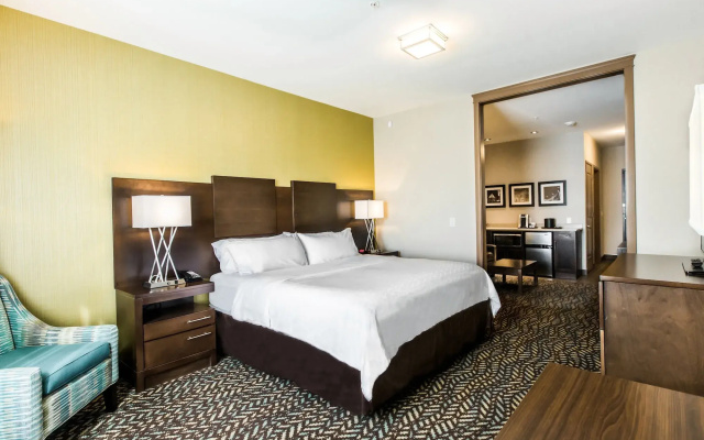 Holiday Inn Express & Suites Spruce Grove - Stony Plain by IHG