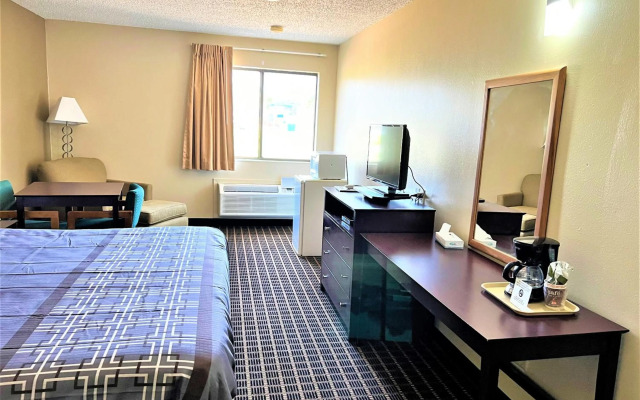 Designer Inn & Suites
