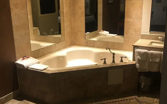 Ramada Rockville Centre