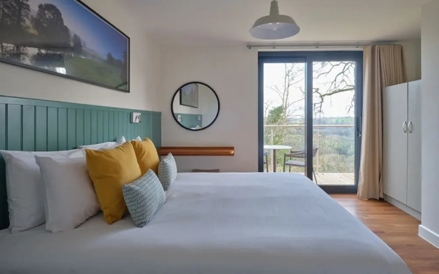 Valley View 3 Bedroom Lodge 2